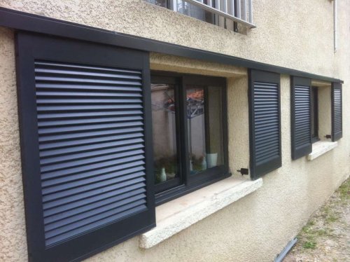 Pourquoi poser des volets coulissants ?